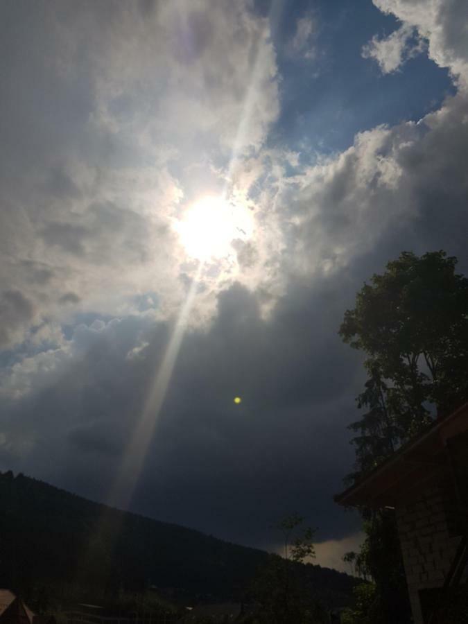 Круассан Otel Bukovel Dış mekan fotoğraf